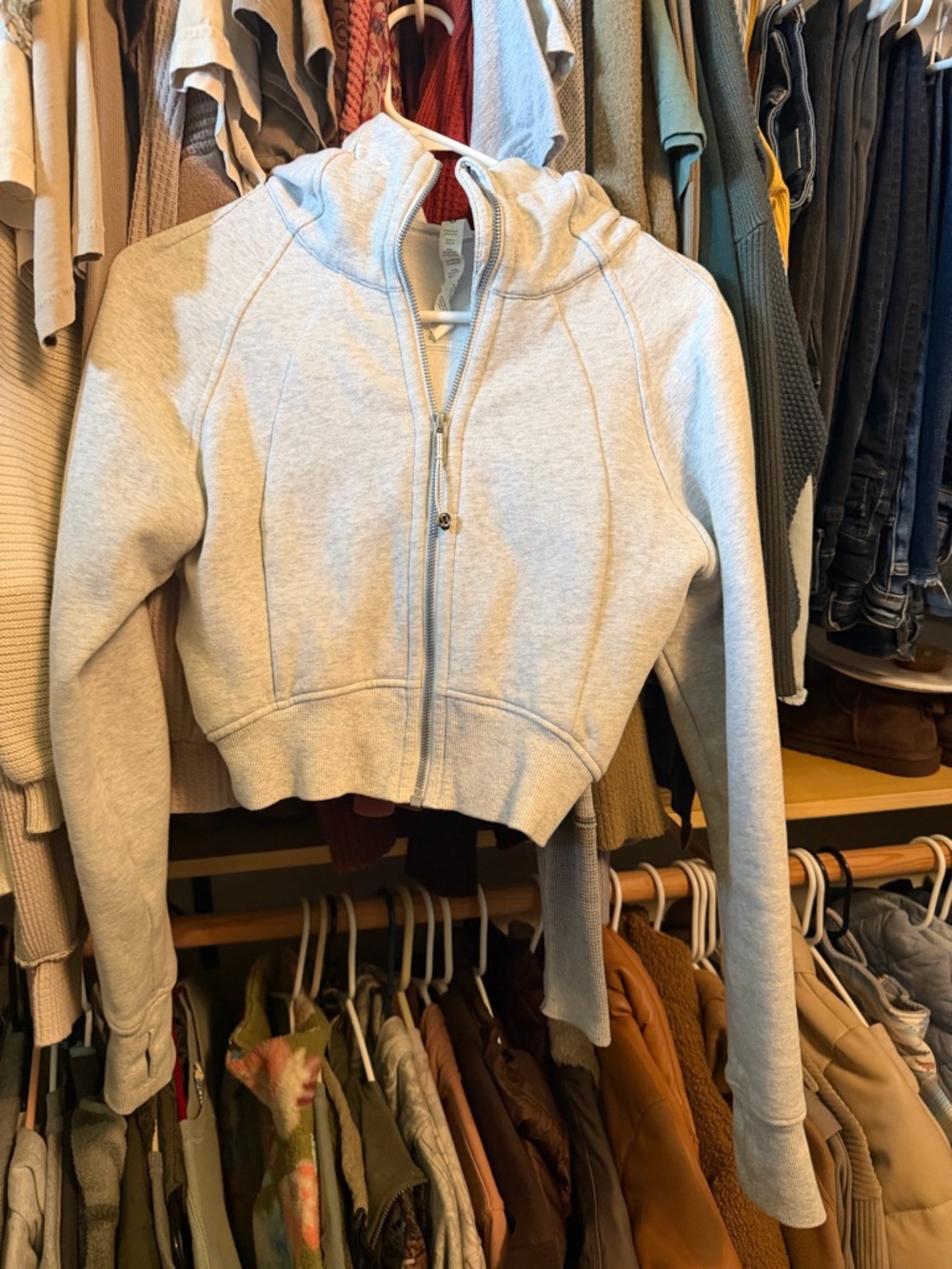 🚨 SOLD 🚨 Lululemon light Gray Cropped scuba Zip Hoodie